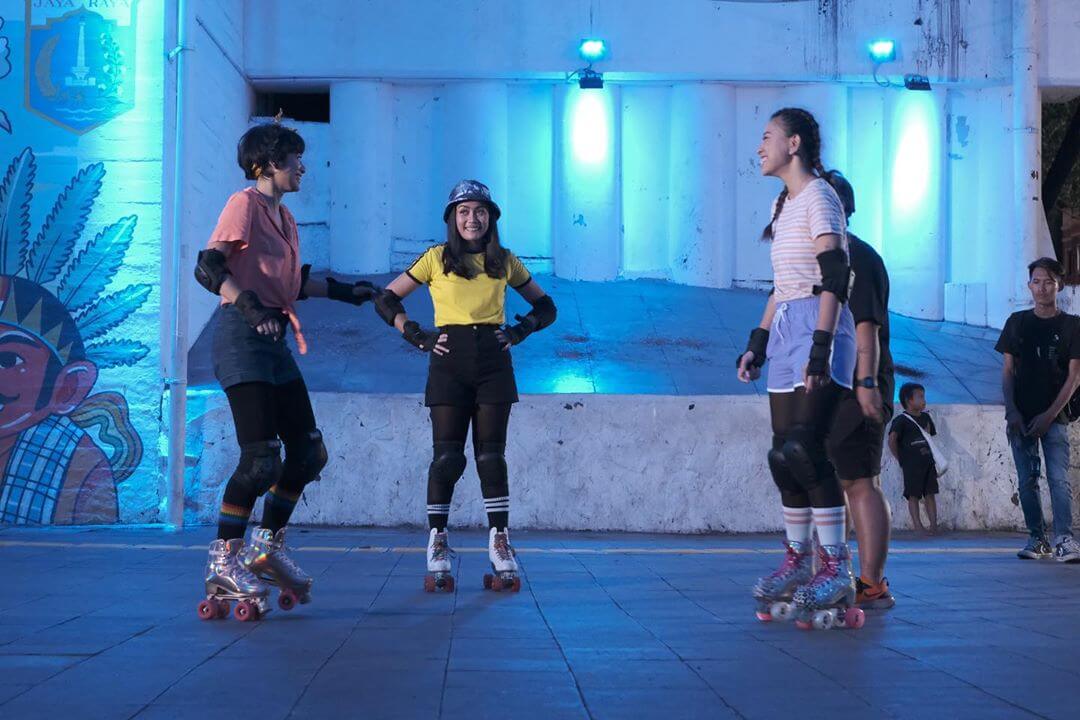 Rad Supersonic, Lincah Membelah Jalan dengan Rollerskate
